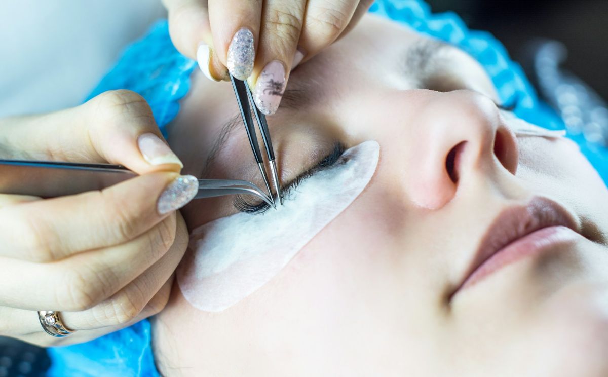 Kaş ve kirpik örnek sitesi: Lash & Brow Stüdyo